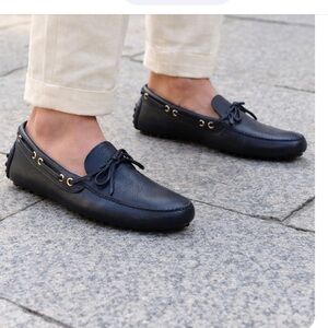 The Original Car Shoe Men''s Brown Leather Slip on Loafers in size 8